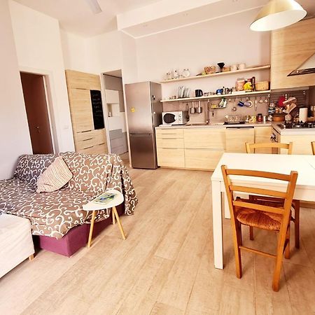 La Maison Di Monica E Alice A Milano-Appartamento Con Terrazza エクステリア 写真